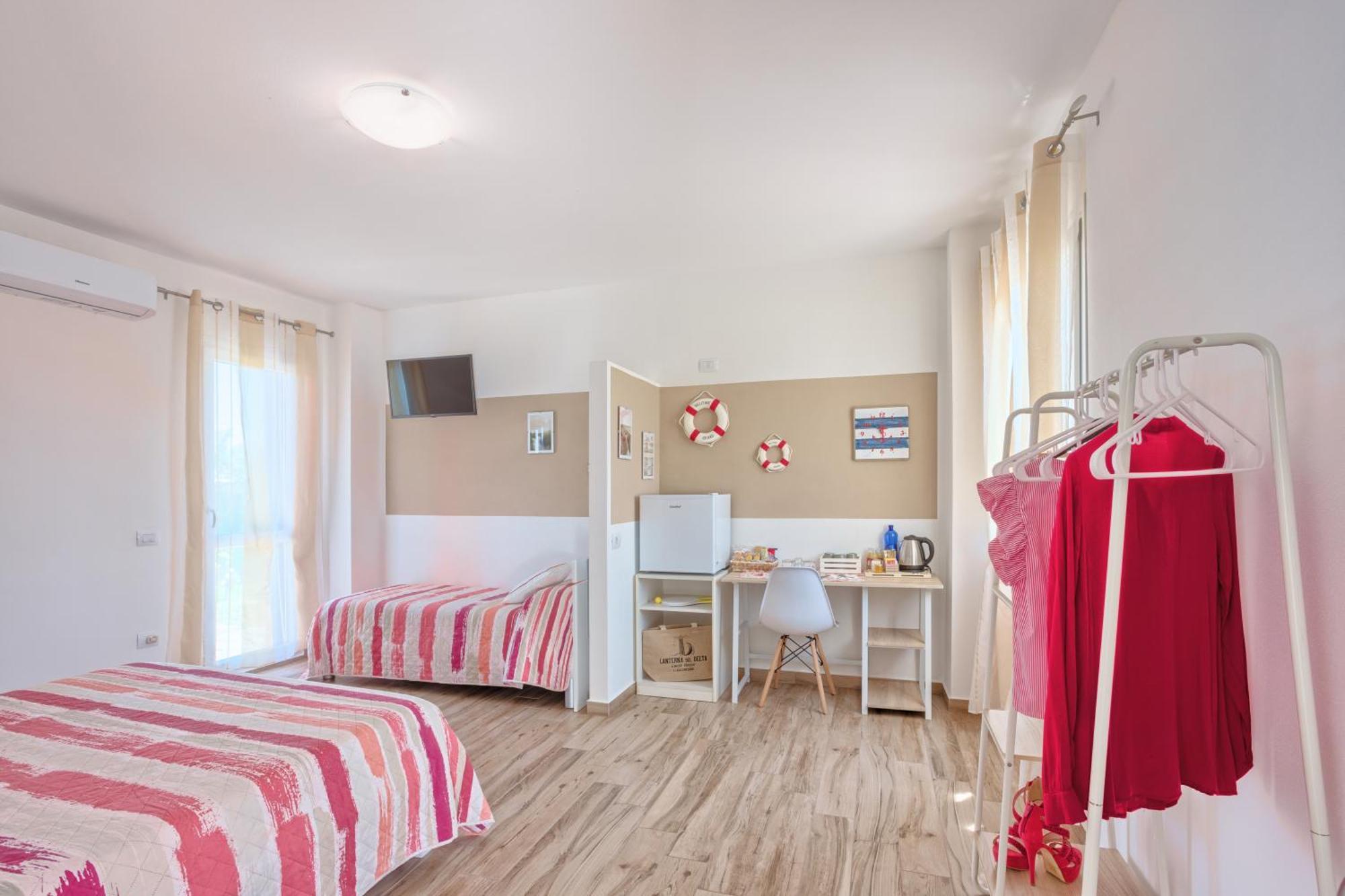 Lanterna Del Delta Guest House Porto Tolle Esterno foto