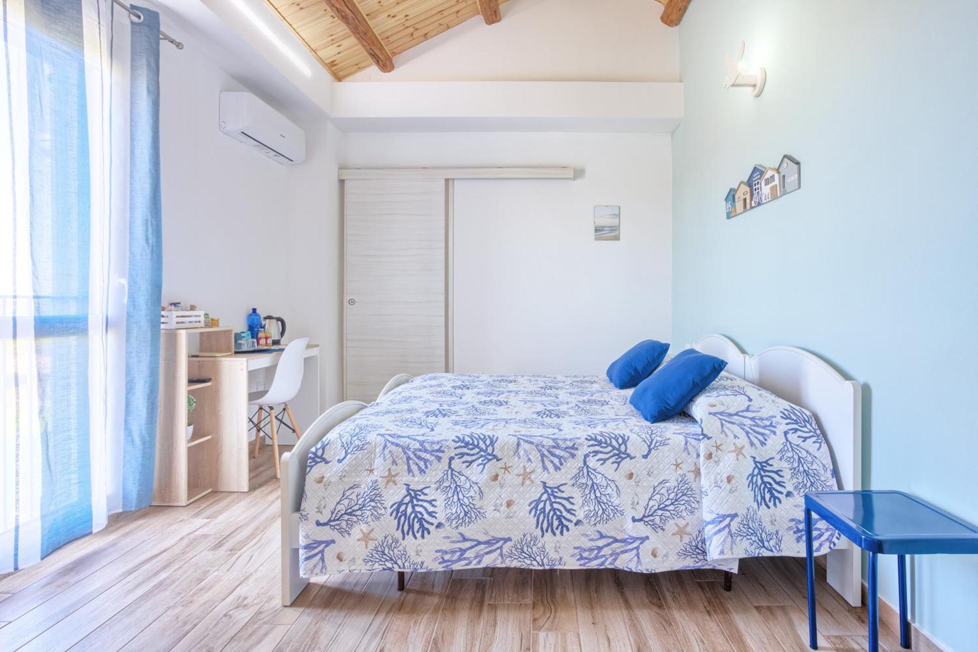 Lanterna Del Delta Guest House Porto Tolle Esterno foto